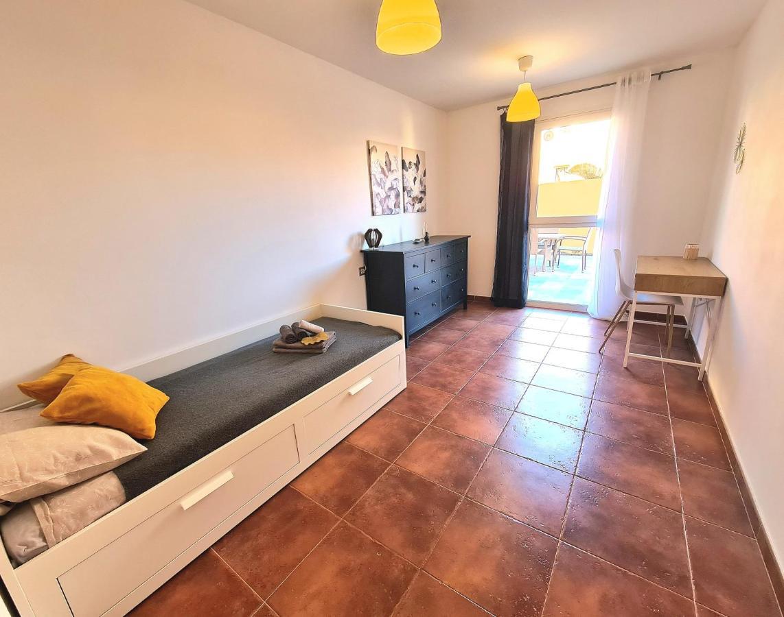 Casa Zalla 110M2, 200M2 Garden, Pool, 1Gb Wi-Fi, Private Parking Corralejo Esterno foto