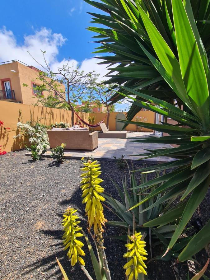 Casa Zalla 110M2, 200M2 Garden, Pool, 1Gb Wi-Fi, Private Parking Corralejo Esterno foto
